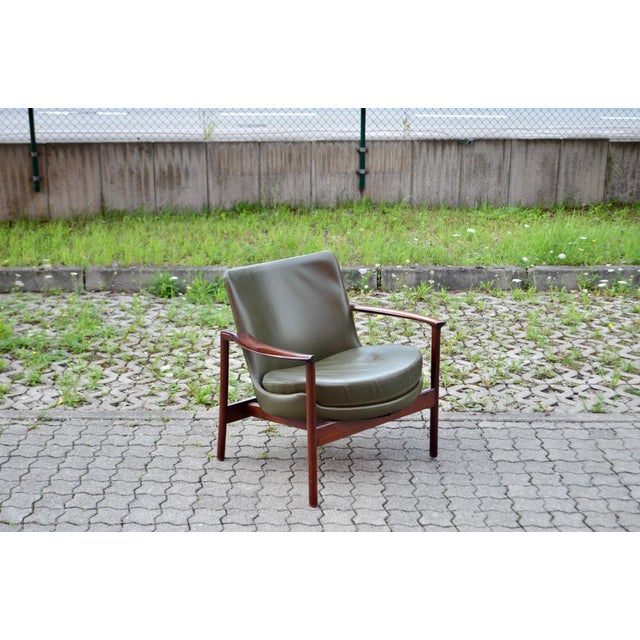 Olive Leather Lounge Chair by Ib Kofod Larsen for Fröscher Sitform, 1976 For Sale - Image 4 of 18