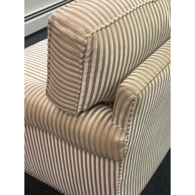 Champagne Vanguard Furniture American Bungalow Collection Upholstered Chair With Ottoman For Sale - Image 8 of 10