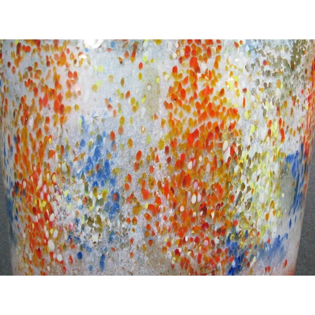 Large Glass Nuvo Lithuanian Art Glass Vase in Red Multicolor Confetti Finish For Sale In Austin - Image 6 of 10