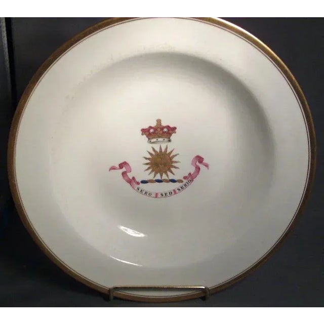 Ceramic 1810 George III Chamberlains Worcester Armorial Plate For Sale - Image 7 of 8