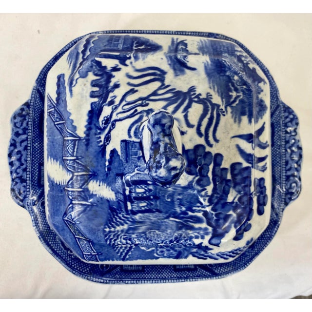 Antique Covered Blue Willow Tureen /Serving Bowl From England - Circa 1900 For Sale In Dallas - Image 6 of 13
