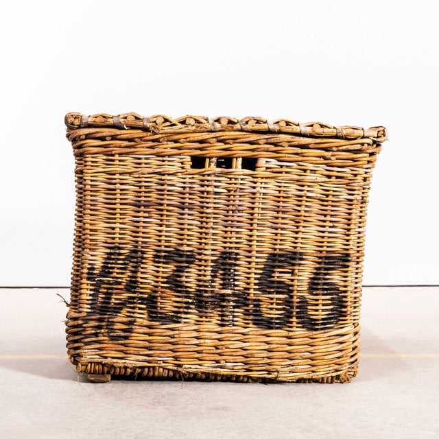 1920s English Wicker Basket, 1920s For Sale - Image 5 of 10