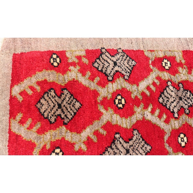 Textile Vintage Turkish Tulu Rug With a Modern Design in Red Background For Sale - Image 7 of 13
