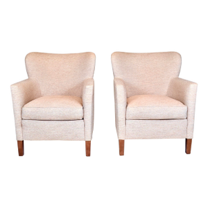 Lee Industries Accent Club Chairs Model 1367-01, Pair