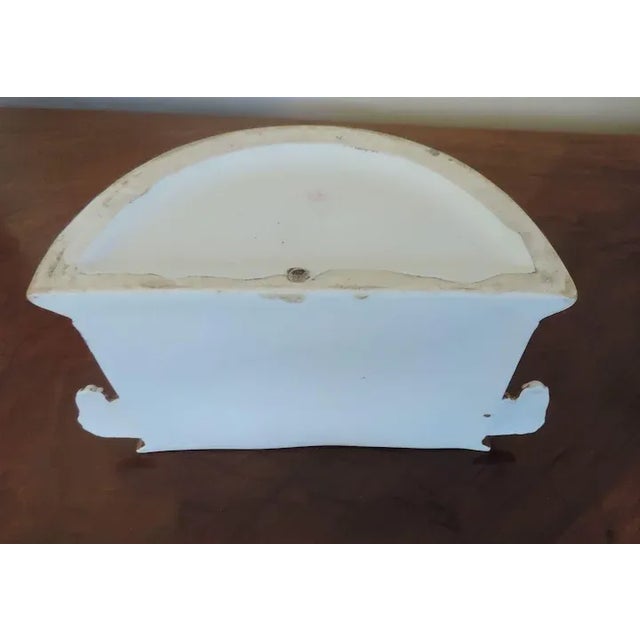 1800 - 1810 English George III Derby Porcelain Vase For Sale - Image 10 of 11