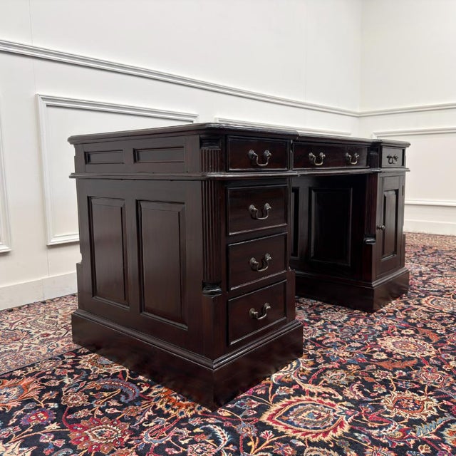 English Desk in Green Leather For Sale - Image 5 of 18