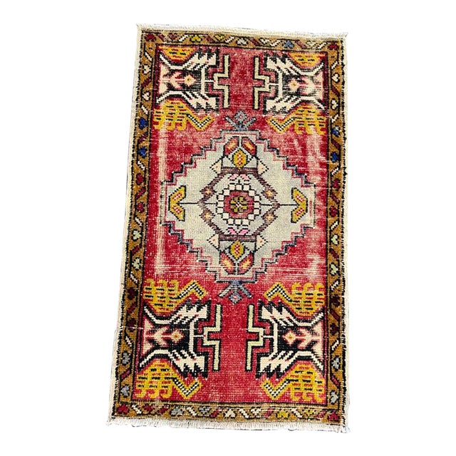 Turkish Yastik Rug 1'9" x 3'2" For Sale