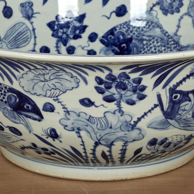 Large Chinese Blue and White Porcelain Fish Bowl For Sale In West Palm - Image 6 of 11