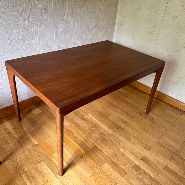 Table and Chairs by Henning Kjaernulf for Vejle Stole Og Møbelfabrik, 1960s, Set of 5 For Sale - Image 6 of 17