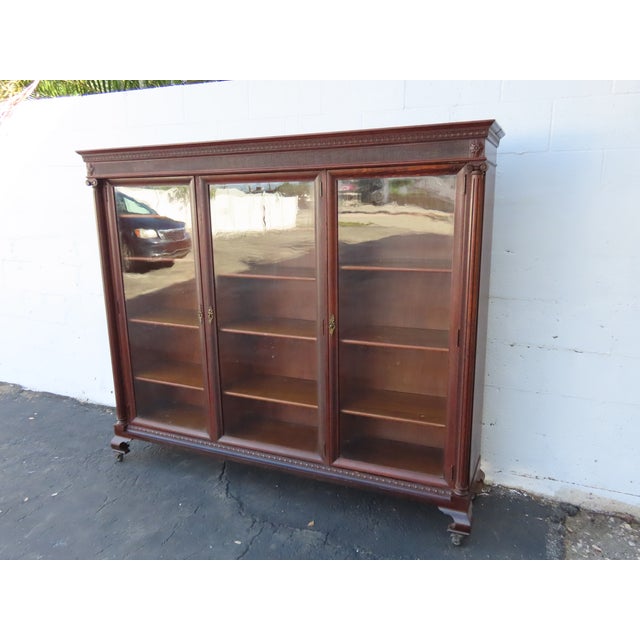Traditional Early 1900s Tiger Oak Long Large China Cabinet Bookcase Cupboard 6583 For Sale - Image 3 of 18