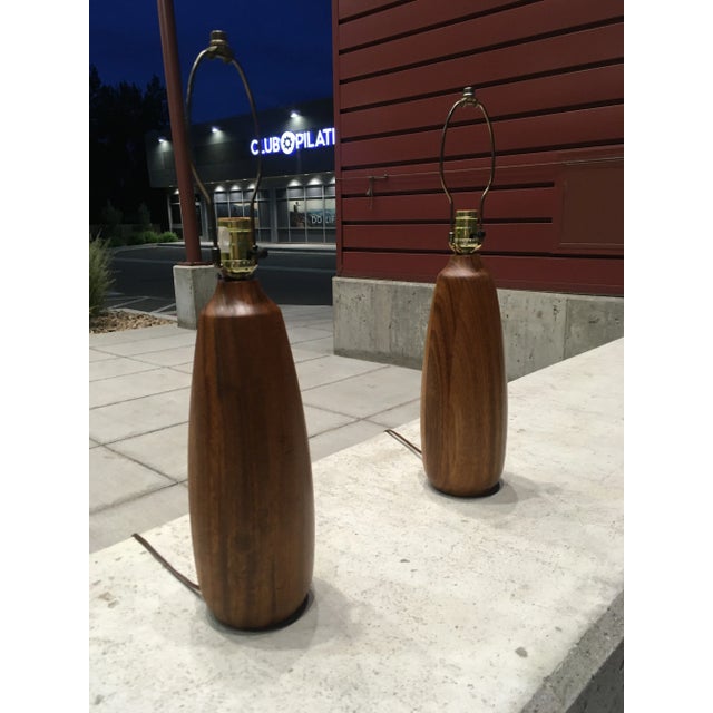 Marshall Studios Danish Teak Table Lamps Gordon Martz for Marshall Studios - a Pair For Sale - Image 4 of 13