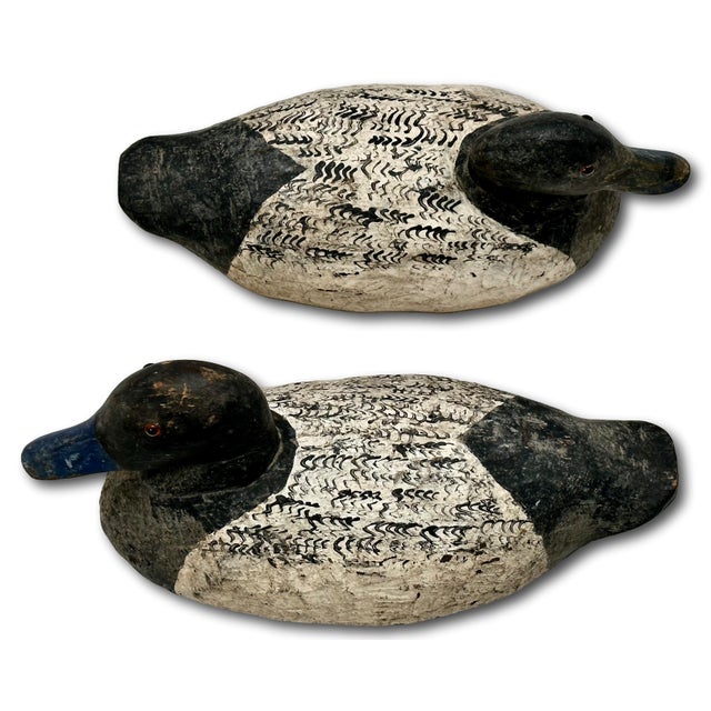 Nice Original Pair of Antique American Primitive Hand Carved & Painted Wood Duck Hunters Working Decoys Circa 1920s For Sale - Image 10 of 18