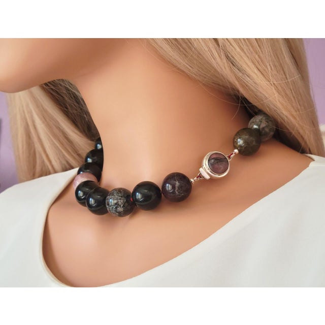 Tourmaline Beaded Necklace For Sale - Image 4 of 5