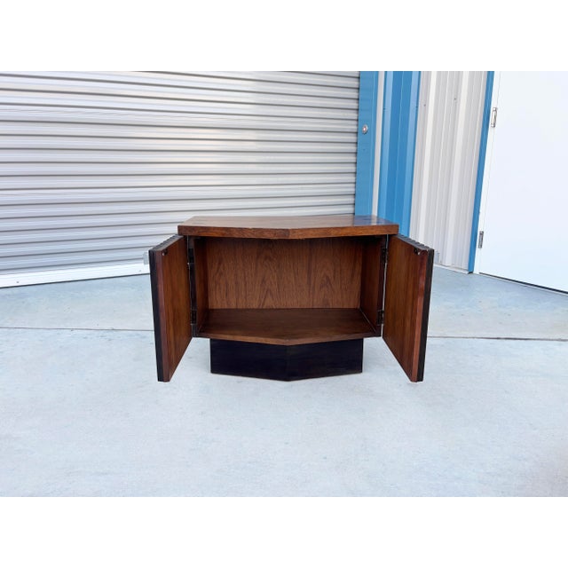 1960s Mid-Century Lane Tower Suite Rosewood & Walnut Pair of Nightstands For Sale - Image 11 of 11