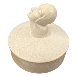 Antique 1930s Art Deco Earthenware Powder Box With Female Bust Handle - Made in Japan For Sale