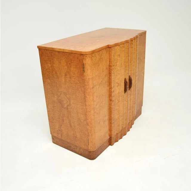 Wood Art Deco Burr Walnut Cabinet from Harry and Lou Epstein, 1930s For Sale - Image 7 of 15