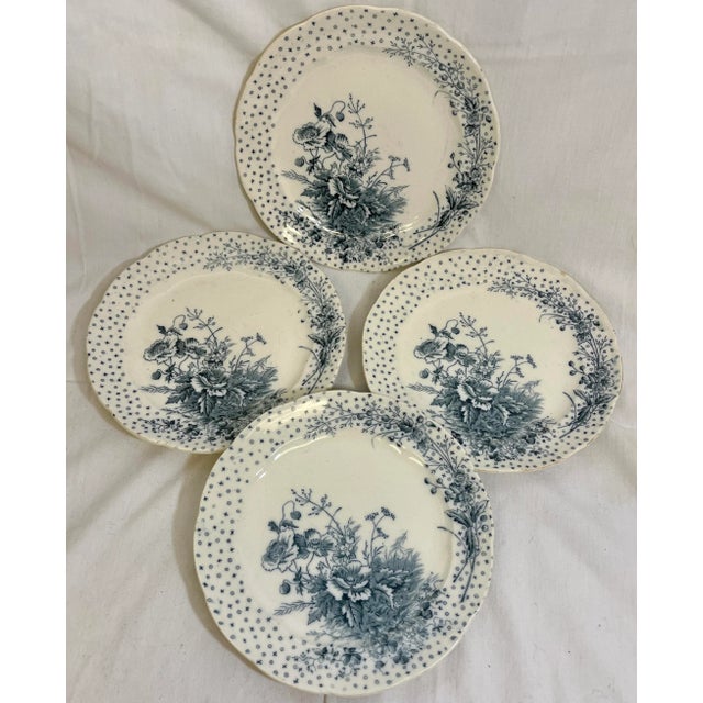 English Antique Set of 4 Sampson Hancock Aesthetic Movement Blue Poppy Floral Pattern Scalloped Edge Dessert Plates From England - Circa 1885 For Sale - Image 3 of 12