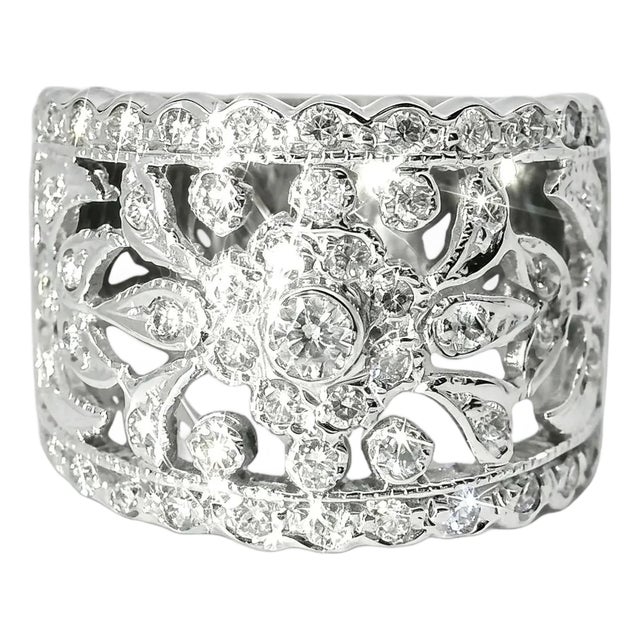 Late 20th Century Size 6.75 18K White Gold Ornate Diamond Wedding Band Ring For Sale