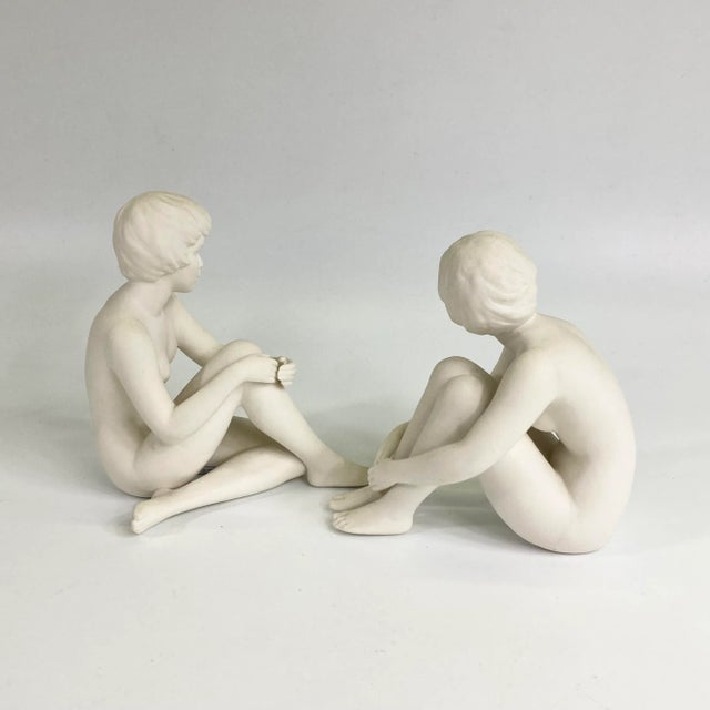 American Goebel Set of Two Porcelain Figurines of Young Ladies Sitting For Sale - Image 3 of 10