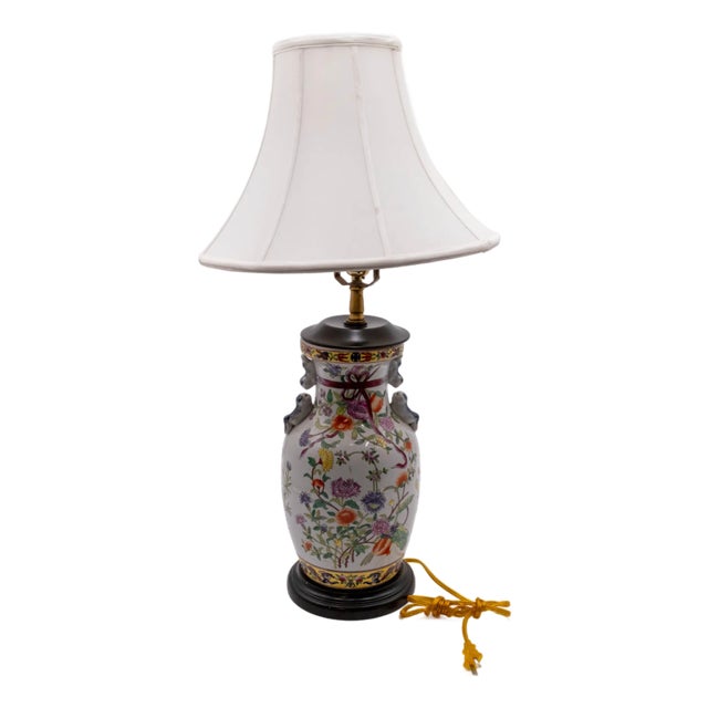 Chinoiserie Porcelain Urn Jar Table Lamp For Sale