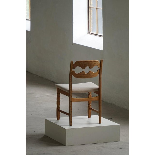 Wood Vintage Razorblade Dining Chairs in Oak and Mohair by Henning Kjærnulf, 1960s, Set of 8 For Sale - Image 7 of 18