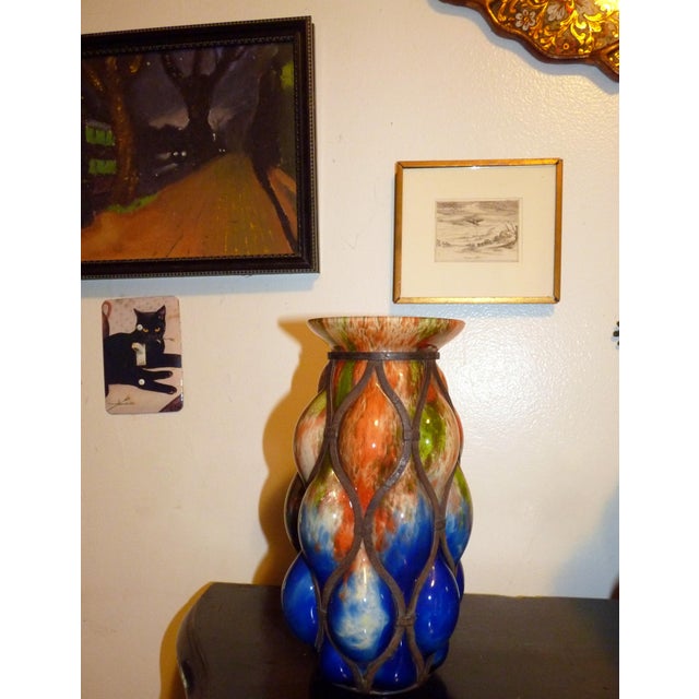 Mid-Century Modern Large 10" Art Deco 1930s Czech Brutalist "Imprisoned" Spatter Glass Vase by Kralik For Sale - Image 3 of 9