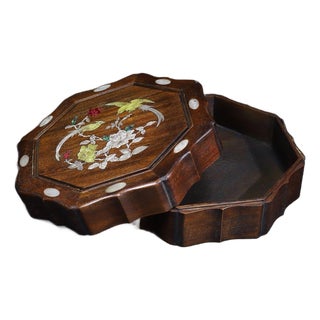 Vintage Rosewood Octagonal Box With Mother-of-Pearl Bird & Floral Inlay For Sale