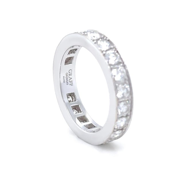 2020s Graff 18ct White Gold Diamond Eternity Ring 1.80ct 5.53g, Size 5.5 For Sale - Image 5 of 14