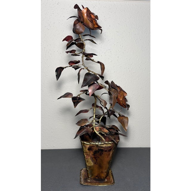 Vintage 1960’s American Brutalist Welded Copper/Brass Roses in Flower Pot Sculpture For Sale In New Orleans - Image 6 of 7