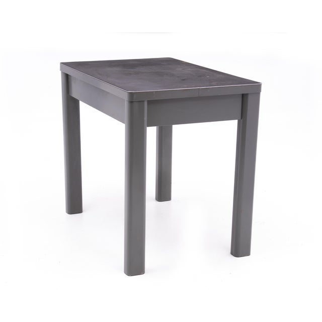 Globe-Wernicke Industrial Streamliner Tanker Grey Desk Work Table 1940's For Sale In Philadelphia - Image 6 of 15