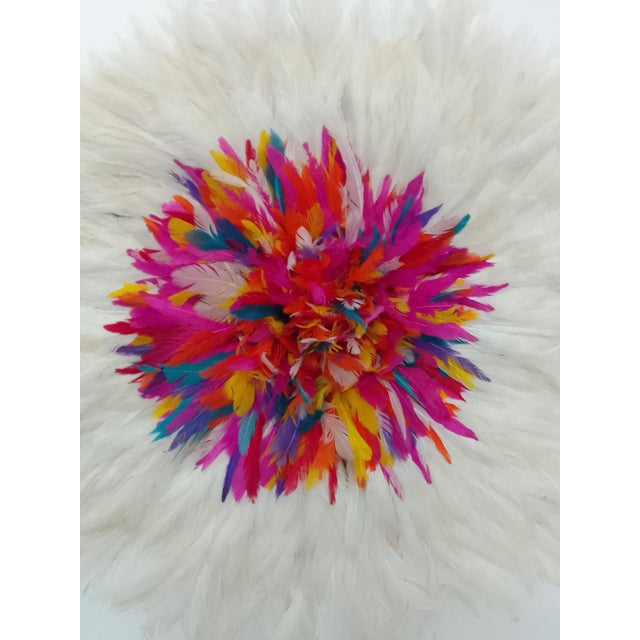Juju Hat Multicolor Outline White of 24" - 60 Cm For Sale In Washington DC - Image 6 of 6