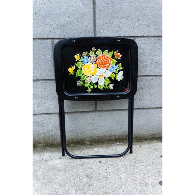 Farmhouse Hand Painted Floral Tv Folding Tray Tables Set of 4 For Sale - Image 3 of 7
