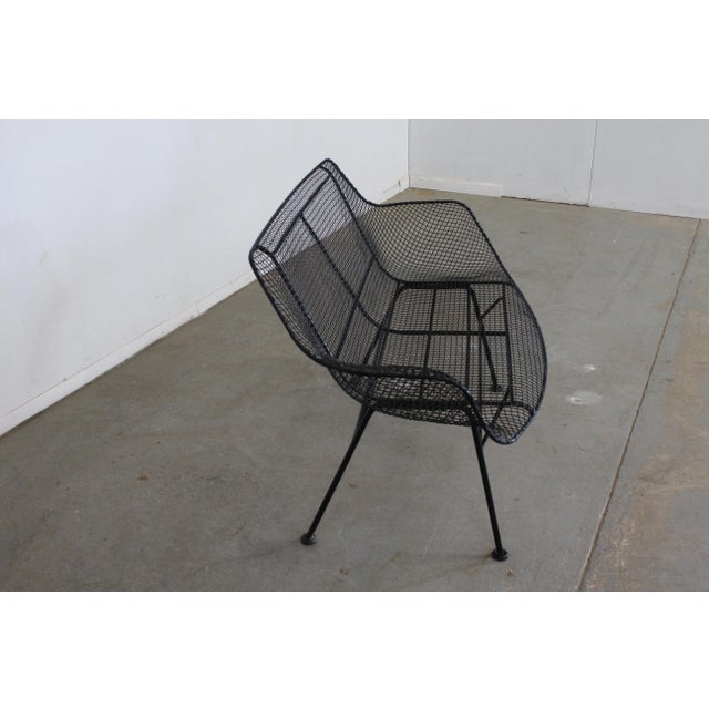 Mid-Century Modern Mid-Century Modern Russell Woodard Sculptura Outdoor Mesh Iron Bench For Sale - Image 3 of 4