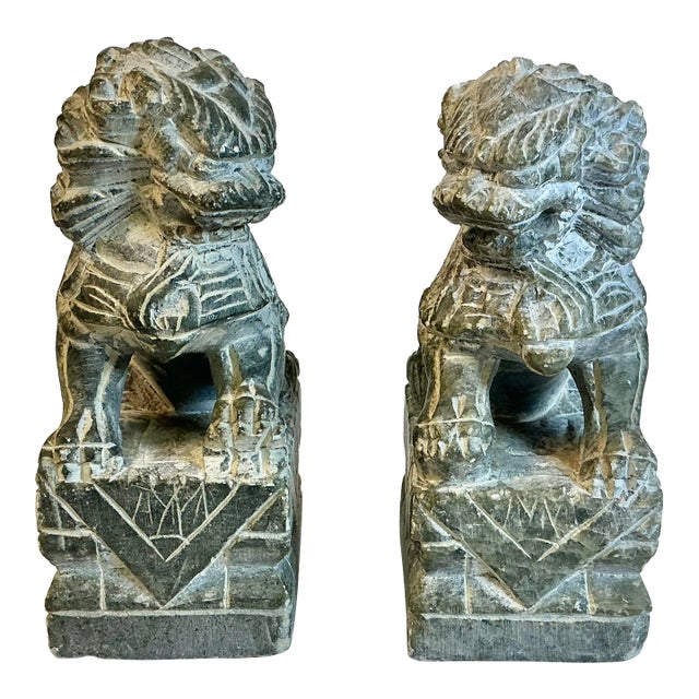 1970s Vintage Chinoiserie Boho Chic Hand Carved Granite Foo Dogs Sculptures - A Pair For Sale