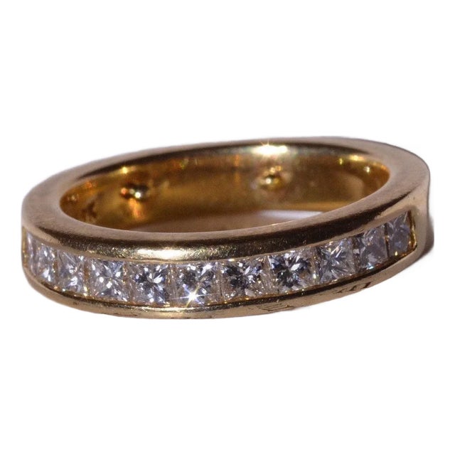 The Briarcliff: 18 Karat Yellow Gold Band set with 1.10 Carats For Sale