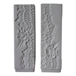 Vintage German Vases in Biscuit Porcelain from AK Kaiser, 1960s, Set of 2 For Sale