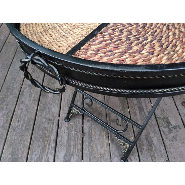 Vintage Hollywood Regency Woven Wicker and Wrought Iron Round Tray Table. For Sale - Image 13 of 16