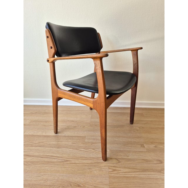 1960s Vintage OD50 Teak Armchairs by Erik Buch for Ørum Møbelfabrik, 1960s, Set of 6 For Sale - Image 5 of 7
