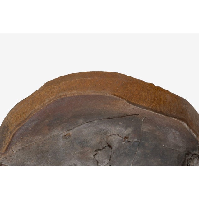 Chestnut Important Peter Voulkos 'Untitled Plate', 1981 – Wheel-Thrown Stoneware With Surface Drawing For Sale - Image 8 of 11