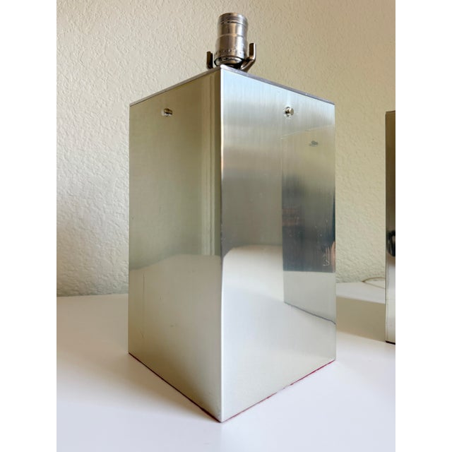 1970s Habitat Modernist Polished Aluminum Lamps, a Pair, Attributed For Sale In Sacramento - Image 6 of 10