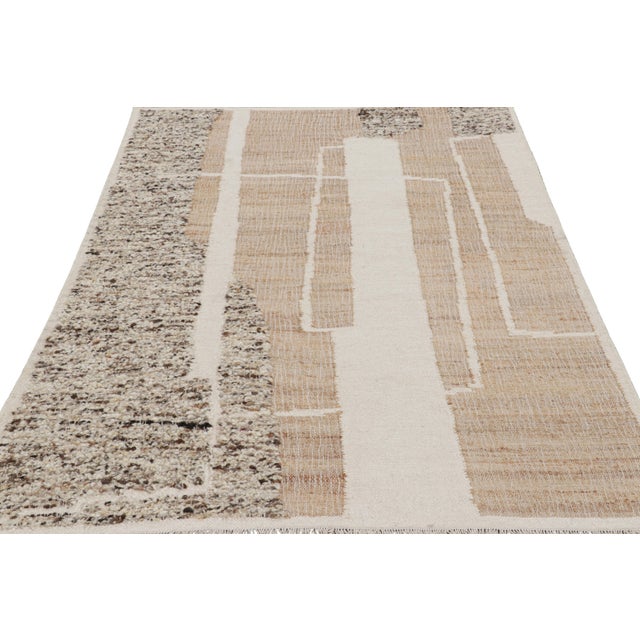 Rug & Kilim Rug & Kilim’s Abstract Flatweave with Cream and Beige Geometric Patterns - 8x10 For Sale - Image 4 of 7