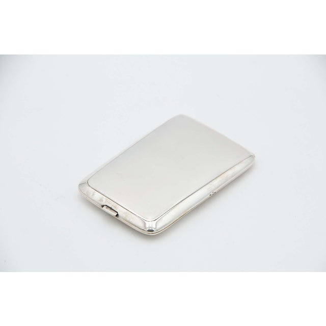Plain Rectangular Silver Cigarette Case, in Good conditions.