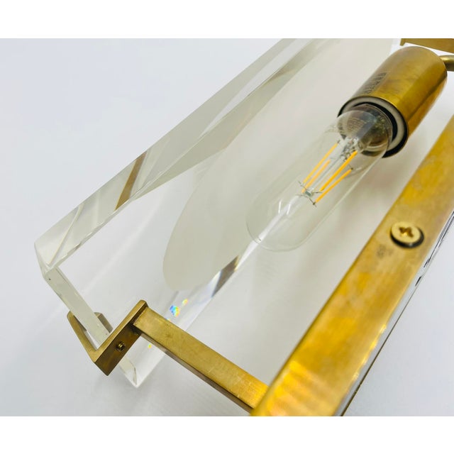 Hollywood Regency Kate Spade New York “Castle Peak” Brass & Crystal Wall Sconce For Sale - Image 11 of 16