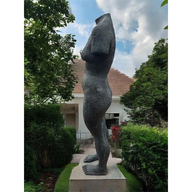 Jan Abt (German-American, 20th C.) Lifesize Nude Female Bronze Garden Statue Contemporary Fine Art Female form with no...