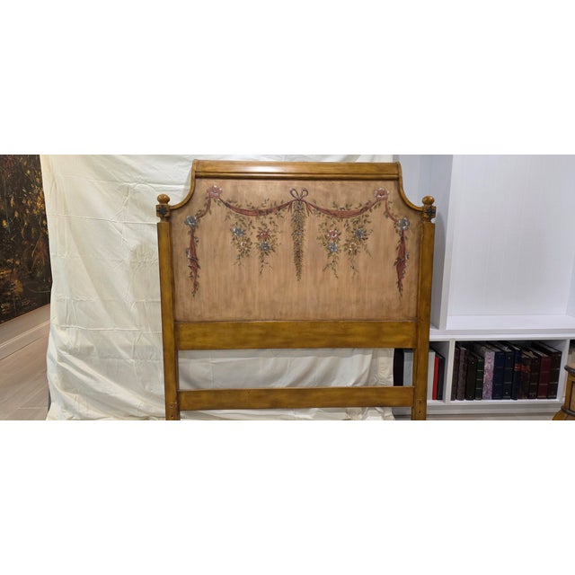 Late 20th Century Pair of French Provincial Style Nightstands With Handpainted Decor by Butler Specialty Co For Sale - Image 4 of 10