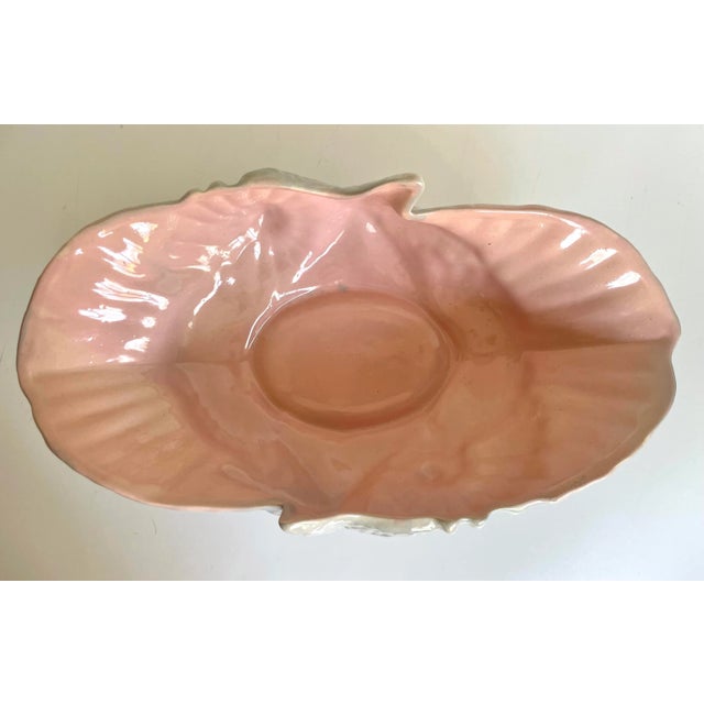 Gonder Pottery Mid 20th Century Gonder Pottery 500 Gray and Pink Sealife Shell Bowl For Sale - Image 4 of 10