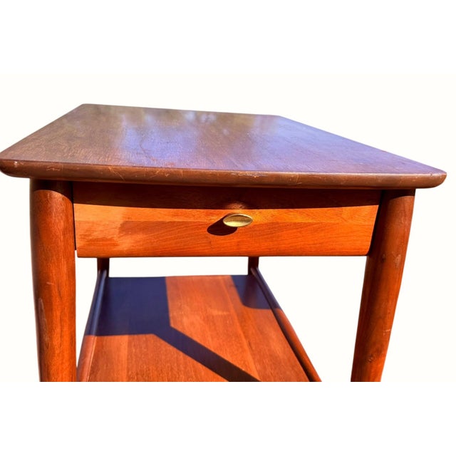 Mersman Vintage Mersman Model 8066 Mid-Century Modern End Tables With Drawers – Pair For Sale - Image 4 of 8