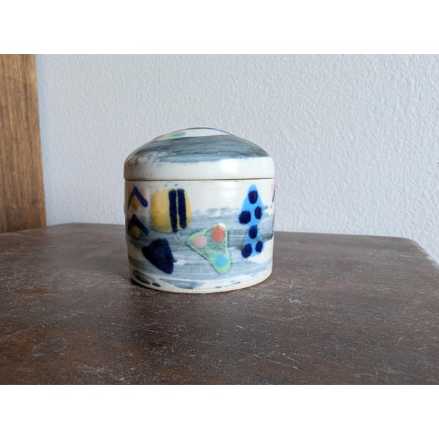 Round Lidded Ceramic Box by Anne McNulty Pottery ~ Enniskillen Ireland Irish Studio Pottery ~ Signed For Sale - Image 4 of 11