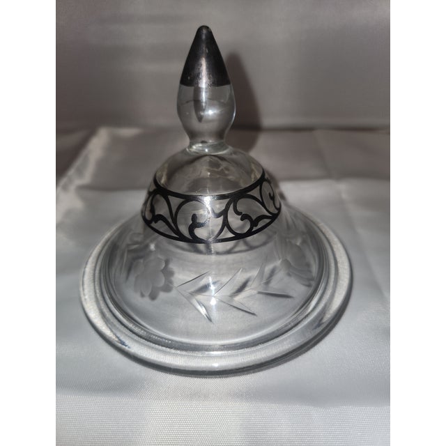 Antique Heisey Etched Glass Lidded Apothecary Jar With Silver Overlay Trim For Sale - Image 12 of 14