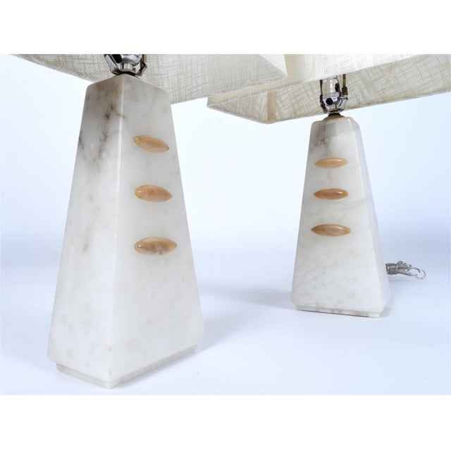 Contemporary Pair of Alabaster White and Beige Pyramid Modern Art Deco Table Lamps For Sale - Image 3 of 12